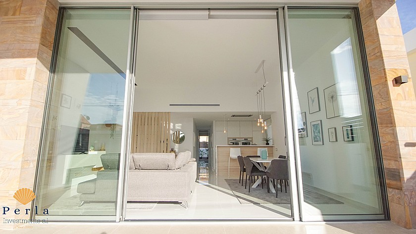 Frábært einbýlishús í sjarmerandi hverfi í Torrevieja