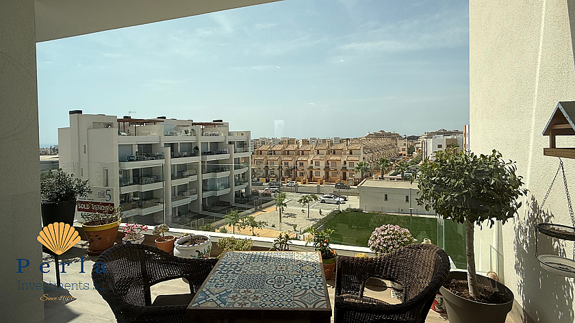Fantastic penthouse in a popular residential area! - Perla Investments