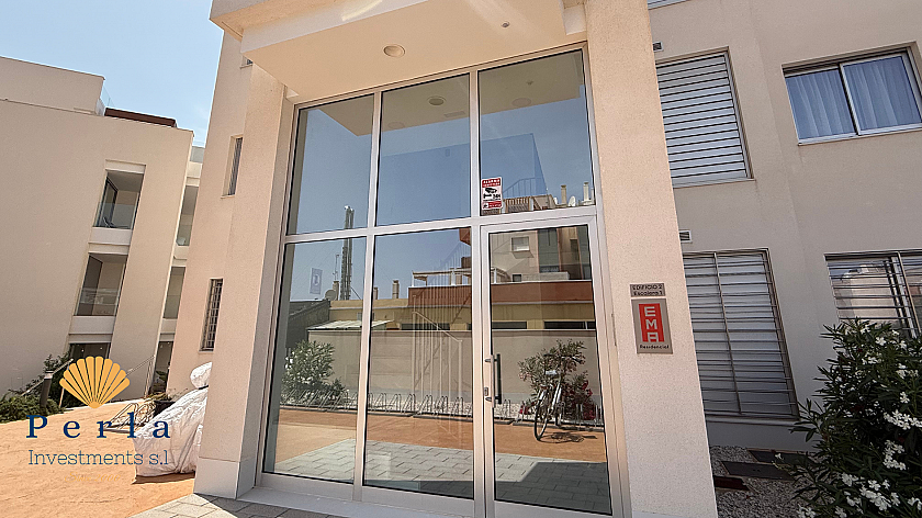 Fantastic penthouse in a popular residential area!